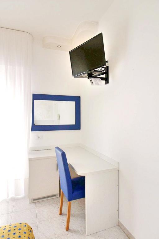 Hotel Eraclea ลิโดดิเยโซโล ภายนอก รูปภาพ