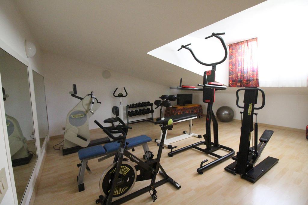 Hotel Eraclea ลิโดดิเยโซโล ภายนอก รูปภาพ